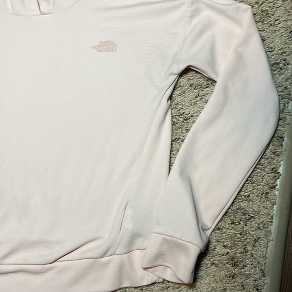 North Face Hooded Long Sleeve Shirt. Size XS light pink - Picture 4 of 13